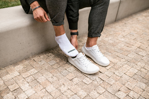 Wie man den Fuß für die Auswahl der Skinners barefoot Schuhe richtig misst