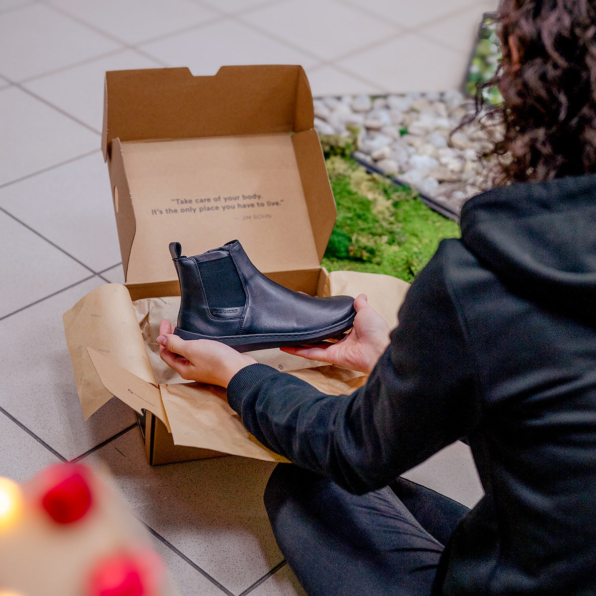 Chelsea Black – Save the Shoe